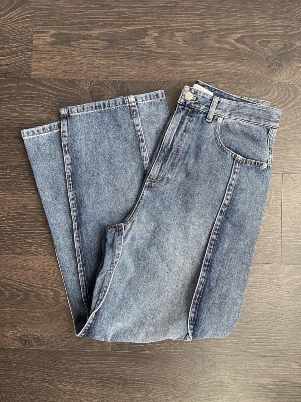Tibi NWOT Spring Denim Tuck Jean Short 27 - Picture 13 of 14